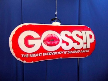 gossip_inflatable.1